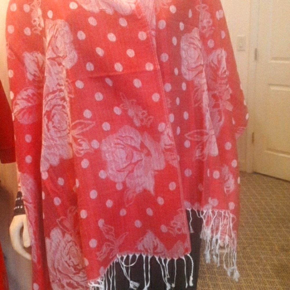 PASHMINA - Picture 2 of 3